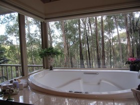 Myers Creek Cascades Luxury Cottages