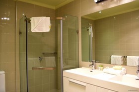 Best Western Plus Buckingham International