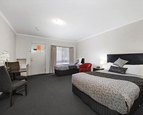 Comfort Inn May Park