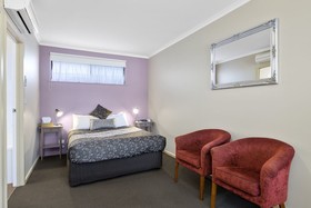 Comfort Inn May Park