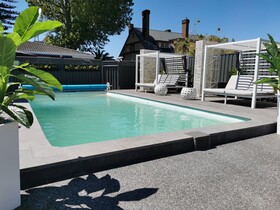 Comfort Inn Town House
