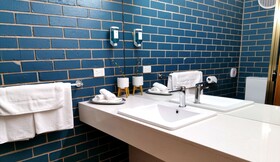 Comfort Inn Town House