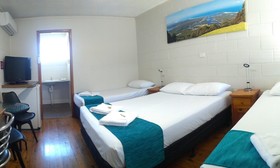 Kew Motel