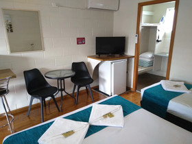 Kew Motel