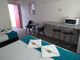 Kew Motel