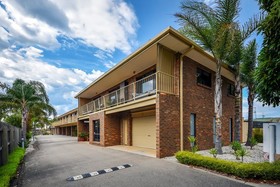 Allambi Holiday Apartments