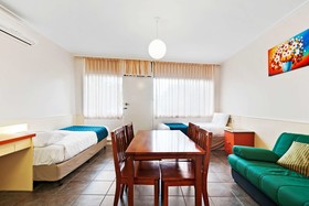 Comfort Inn & Suites Lakes Entrance