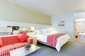 Comfort Inn & Suites Lakes Entrance