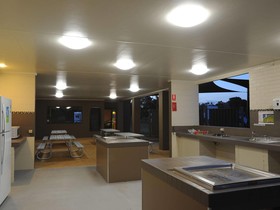 Eastern Beach Holiday Park