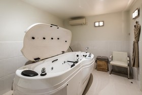 Esplanade Resort & Spa