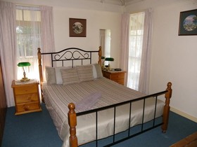 Kalimna Woods Cottages