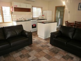 Kickback Cottages