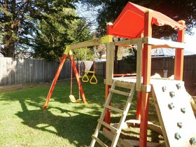 Kickback Cottages