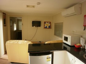 Kickback Cottages