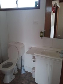 Lakes Caravilla Caravan Park