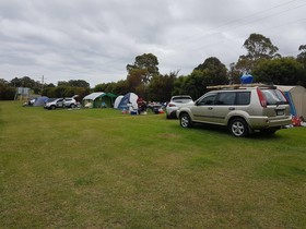 Lakes Caravilla Caravan Park