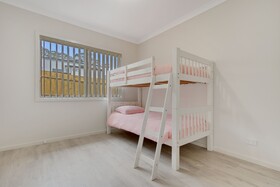 V & V Family Dream Away