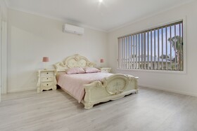 V & V Family Dream Away