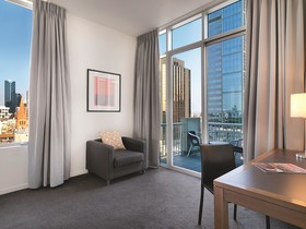 Adina Apartment Hotel Melbourne on Flinders