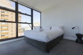 Apartments Melbourne Domain - CBD Melbourne short stay apartments