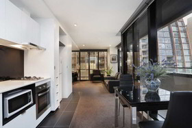 Aura On Flinders Serviced Apartments