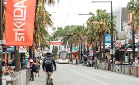 Nomads St Kilda Hostel