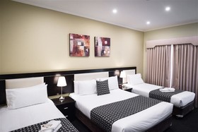 Best Western Airport Motel & Convention Centre