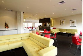 Best Western Airport Motel & Convention Centre