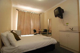 Brunswick Tower Hotel