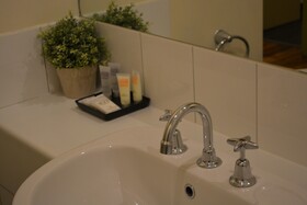 Flinders Lane Apartments by Melbourne City Stays