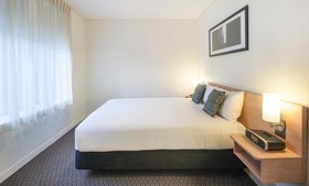 ibis Melbourne Hotel and Apartments