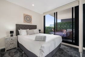 Melbourne City Apartments - Teri