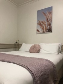 Beaumont Kew Apartments