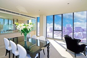 Sanctuary Apartments - Vue Grande