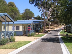 Metung Holiday Villas