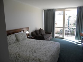 Cottonwood Motor Inn