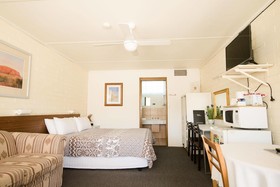 Vineland Motel