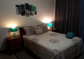 Moe Motor Inn