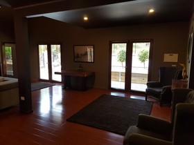 Montrose Barn House