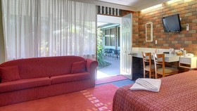 Comfort Inn Cedar Lodge
