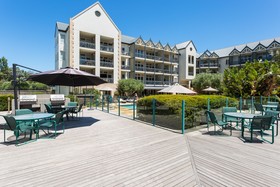 Portsea Village Resort