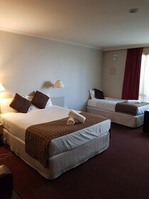 Ringwood Lake Inn