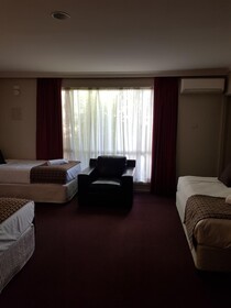Ringwood Lake Inn