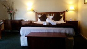 Ringwood Lake Inn