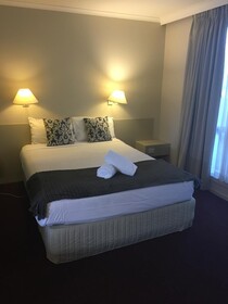 Ringwood Lake Inn