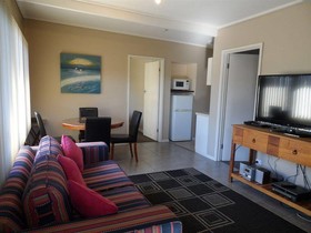 Admiral Motor Inn