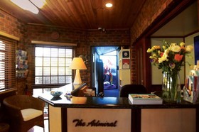 Admiral Motor Inn