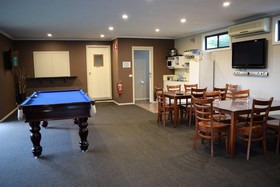 Rosebud Motel
