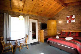 Walkabout Motel