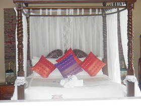 Weeroona Bed & Breakfast